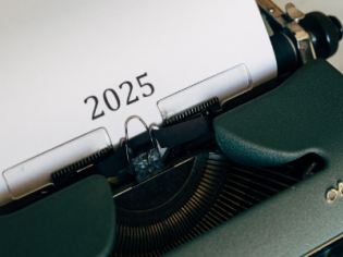 new_year_typewriter_600x300